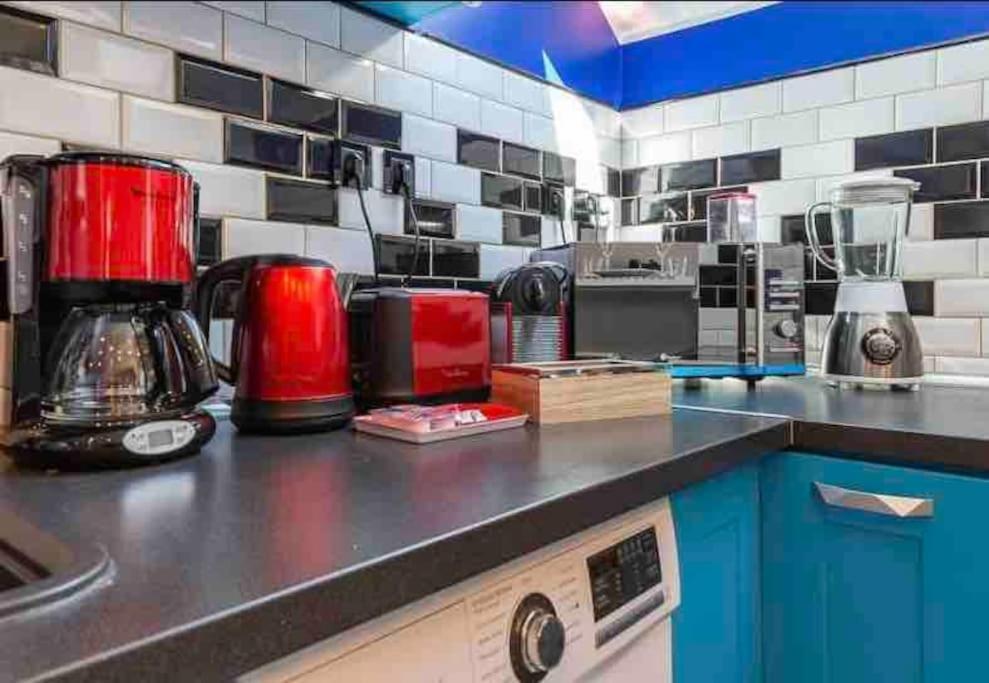 Appartement Disney Avengers, 5 Min Des Parcs มานี-เลอ-องเกรอ ภายนอก รูปภาพ