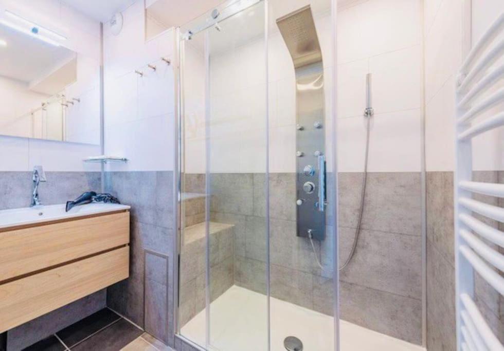 Appartement Disney Avengers, 5 Min Des Parcs มานี-เลอ-องเกรอ ภายนอก รูปภาพ